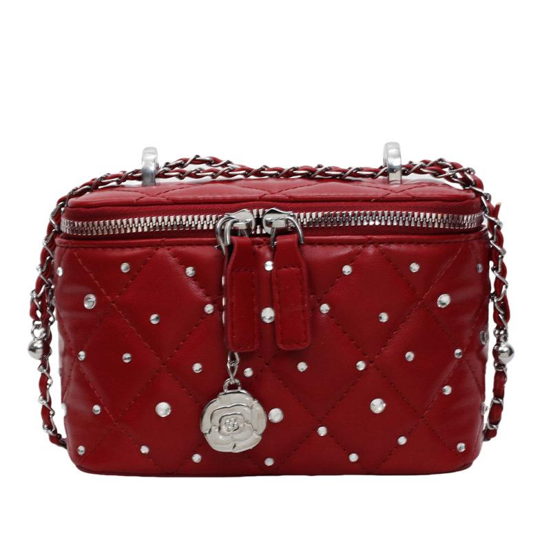 Korean Version of Fashionable Xiaoxiangfeng Diamond Chain Bag Women's Bag 2025 New Simple Small Square Bag Versatile Messenger Box Bag