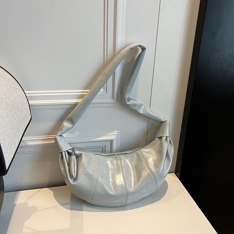 Сумка большой вместимости женская 2025 новая атмосферная простая универсальная сумка-мессенджер летняя высококлассная дорожная сумка-пельмень