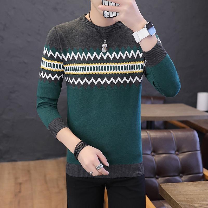 Men Slim Fit Round Neck Thin Knit Pullover For Young Students