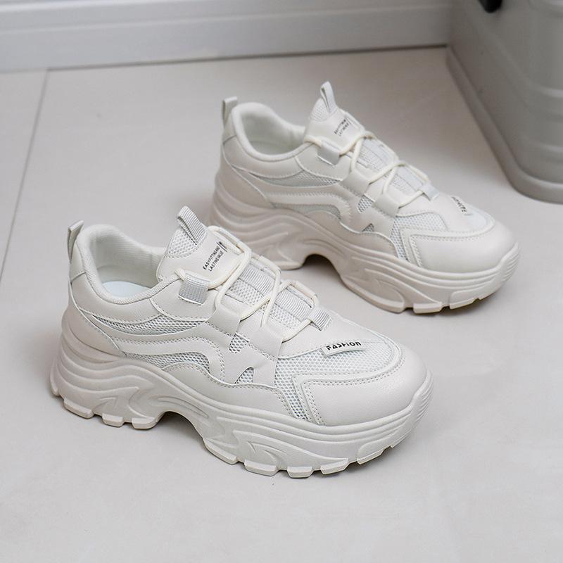 Инс корейская версия новых кроссовок для женщин 2025 весна студенческие беговые спортивные туфли на платформе для увеличения роста повседневная обувь для женщин QRJ05