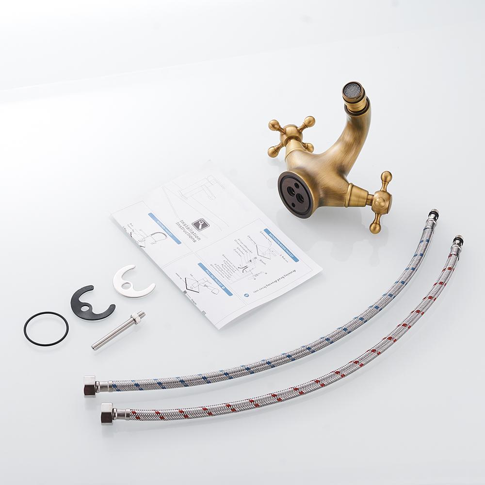 Antique Bidet Faucet Two Ceramic Swivel Handles Water Bathroom Sink Brass Single Hole Deck Mounted Water Mixer Tap 7313