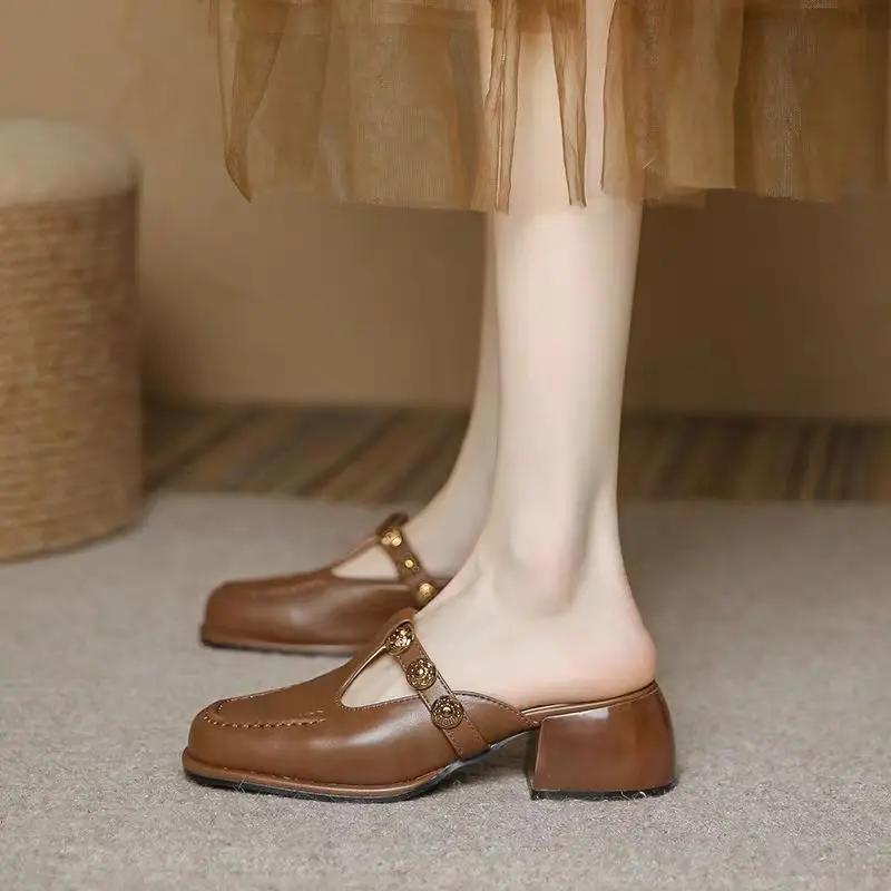 Обувь Мюли Женские тапочки и сандалии Женские повседневные шлепанцы Корейский стиль Водонепроницаемая обувь Новинки Распродажа по акции Лето