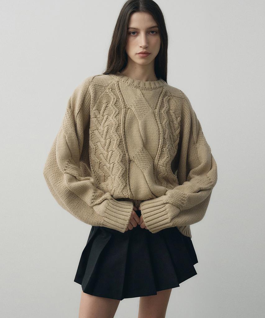 NOIRER FOR WOMAN Heavy Multi-Cable Sweater (Beige)