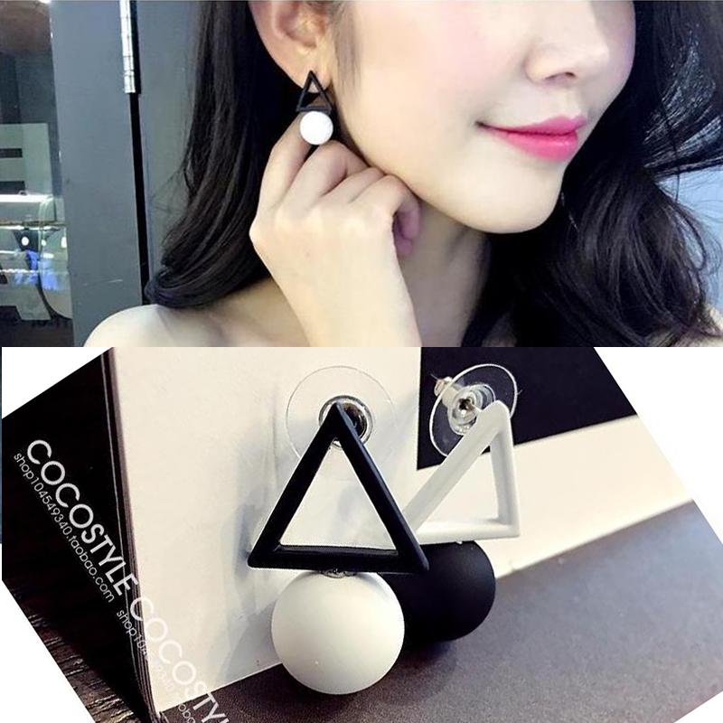 Korean Jewelry Simple Triangle Pentagon Asymmetric Earrings for Women Ear Boucle