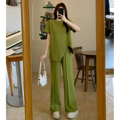 Футболка большого размера с короткими рукавами и расклешенными брюками, комплект из 2 предметов, летний стиль, ленивый нерегулярный дизайн