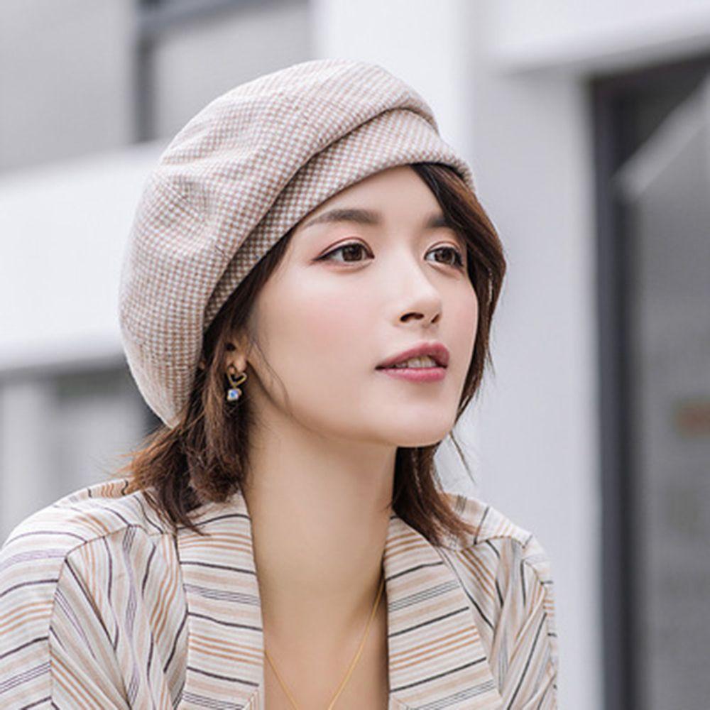 Polyester Lady Fleece Checkered Pattern Round Beret Women Beret Winter Autumn Hat Korean Style Hat