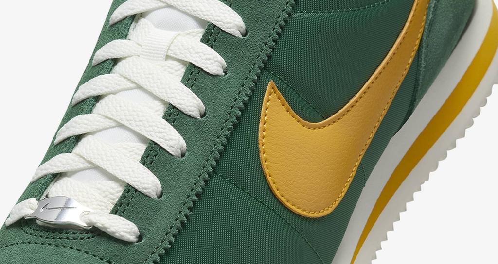HF1435-300 Nike Cortez Текстиль Цвет Орегонская ущелье Зеленый и Желтый Охра (Мужской)
