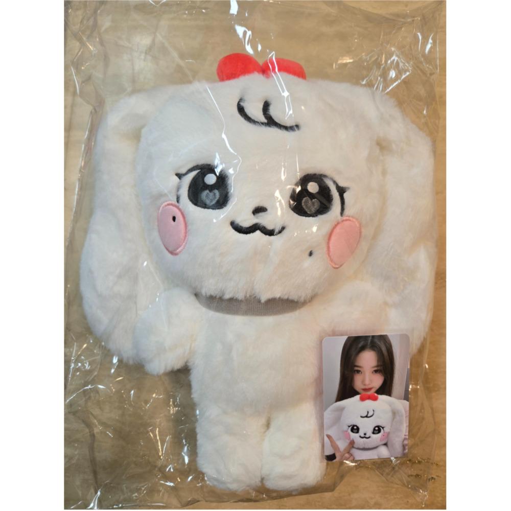 IVE X MINIVE Pop-up store 'minive school' в Сеуле 30 см плюш