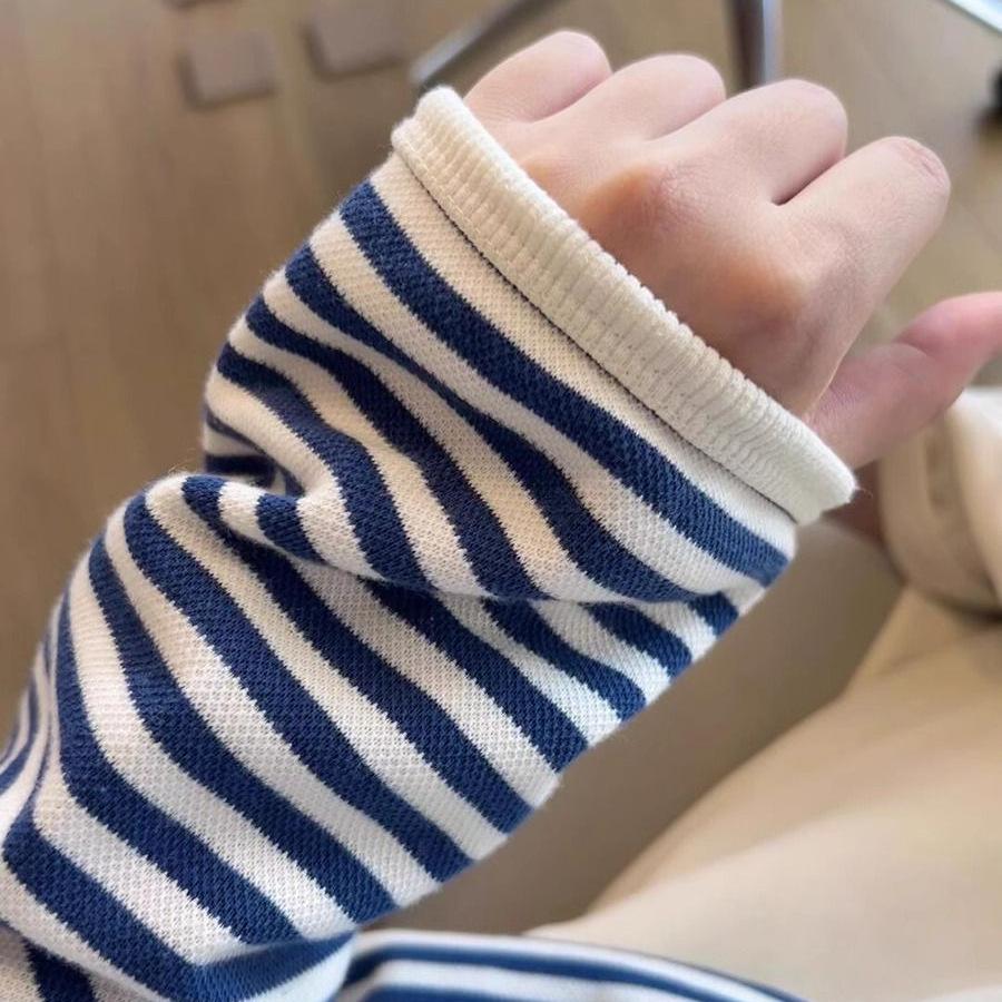 Нишевый свитшот в полоску с цветовыми блоками - Осень/Зима 2025, Свободный пуловер с длинным рукавом