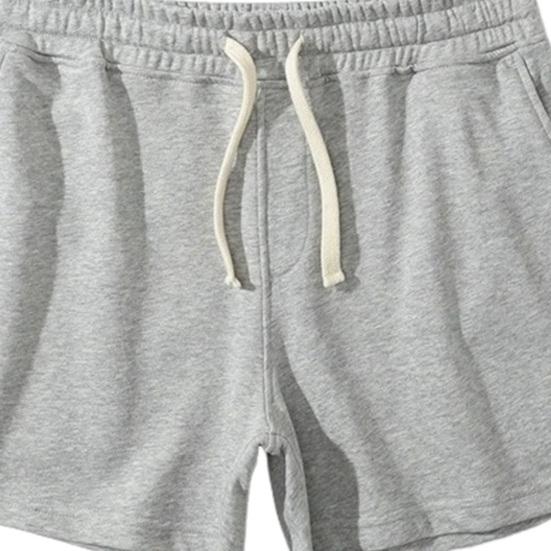 Летние мужские спортивные шорты выше колена, свободные шорты с эластичной резинкой на талии, боковые карманы с глубоким промежутком, свободные мягкие повседневные шорты для бега в тренажерном зале