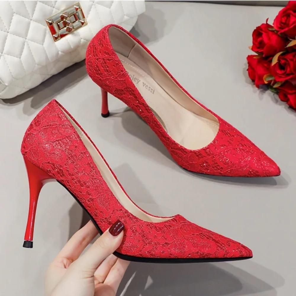 Свадебные туфли Красные кружевные туфли для подружек невесты на высоком каблуке Женские туфли-лодочки Остроконечные свадебные туфли на маленьком каблуке Женские туфли Tacones Mujer