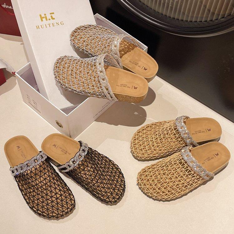 Европейская и американская мода полая плетеная сумка голова крутые тапочки женские 2025 новые удобные и легкие юбка пляжные тапочки