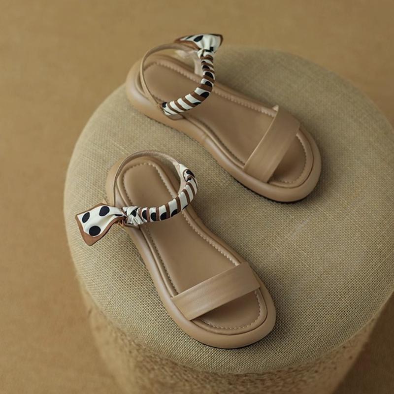 Французские винтажные коричневые сандалии, новые летние римские туфли на низком каблуке с открытым носком, женская простая женская обувь в полоску на плоской подошве