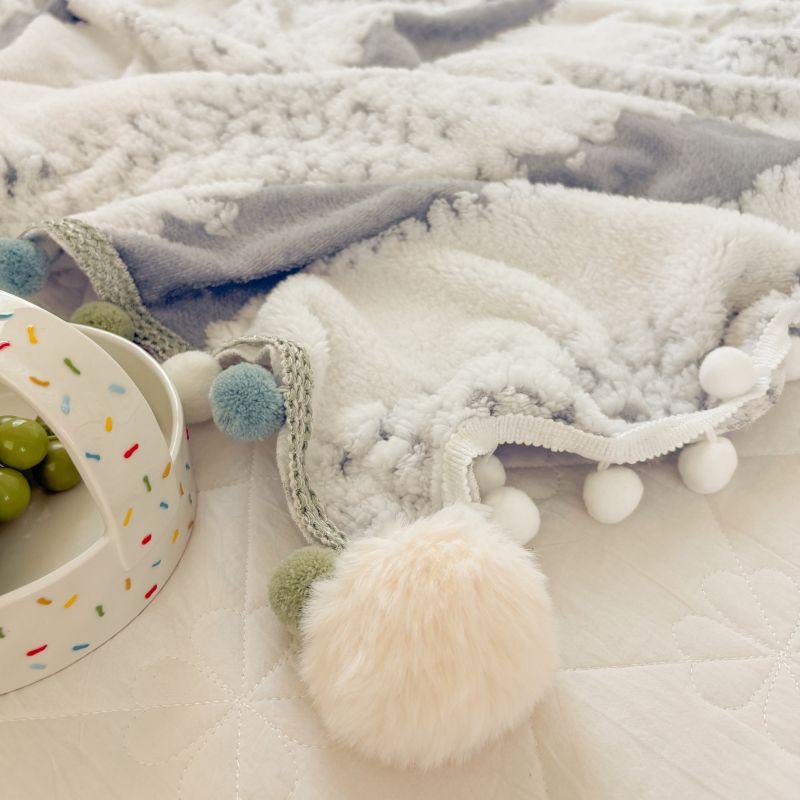 Маленький мячик молочный бархат одеяло домашнее зимнее толстое фланелевое простыни многофункциональное одеяло офисное одеяло для сна можно стирать в машине