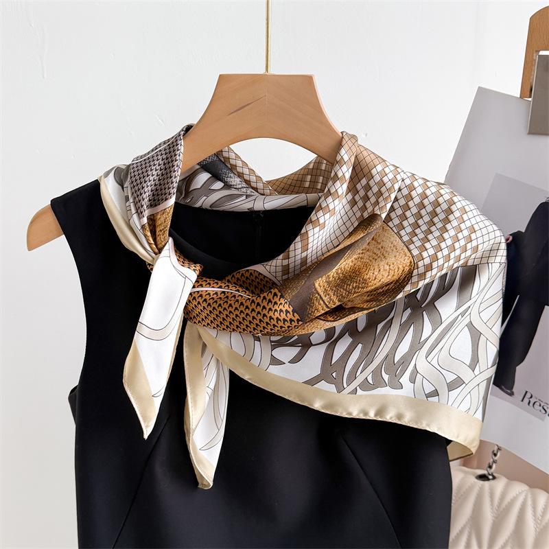 Luxury Square Sacarf 70*70cm Print Hairbands Scarf Women‘s Spring Elegant Bandanas Neckerchief Head Bands Foulard Female Scarfs