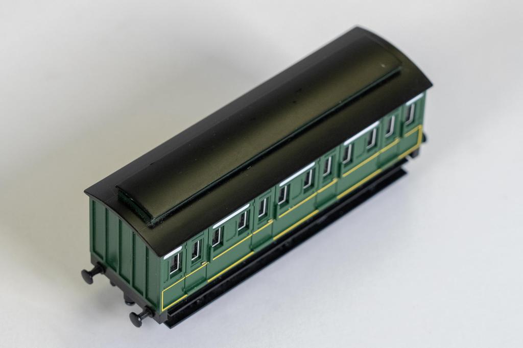 Bachmann HO Gauge Thomas the Tank Engine Emily's Passenger Car 028-76042