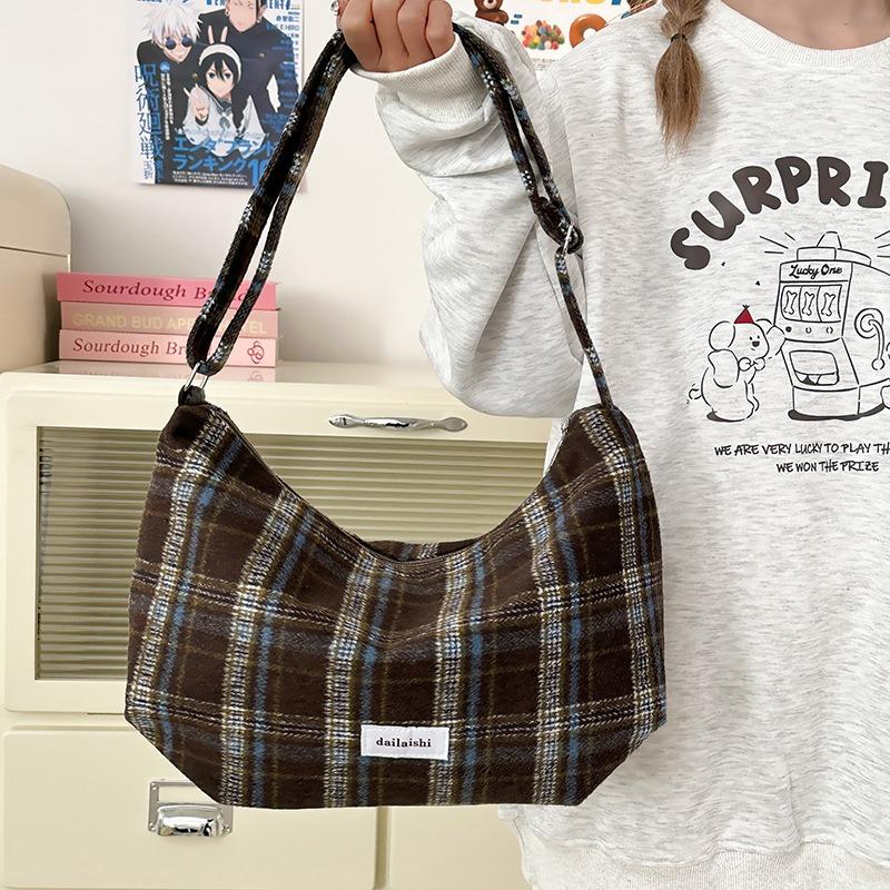 Retro Plaid Messenger Bag Women's Large-capacity Casual Dumpling Bag College Student Class Commuting Shoulder Bag