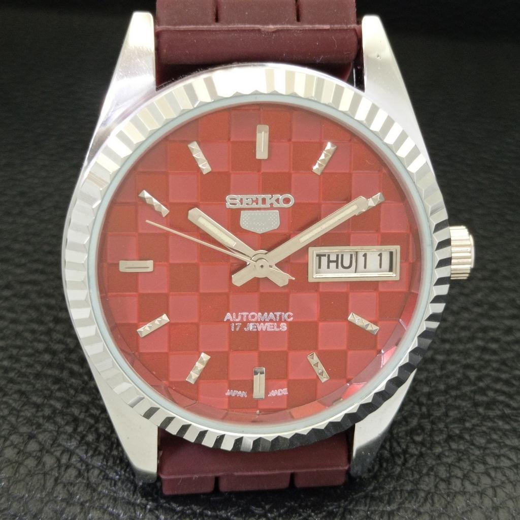 VINTAGE REFURBISHED SEIKO 5 AUTOMATIC JAPAN MENS RED COLOR DIAL WATCH a440341-4 Sk-a440341