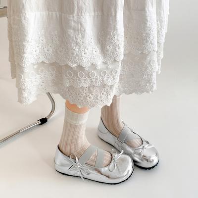 Белые балетки во французском стиле на плоской подошве с неглубоким вырезом и внутренней высотой, женские летние новинки 2025 года, туфли Мэри Джейн для ношения с юбкой