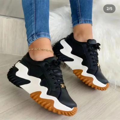 Женские кроссовки на платформе из кожи, повседневные женские туфли на толстой подошве, белые, женские, черные, модные, на толстой подошве, на танкетке, размеры 35-43