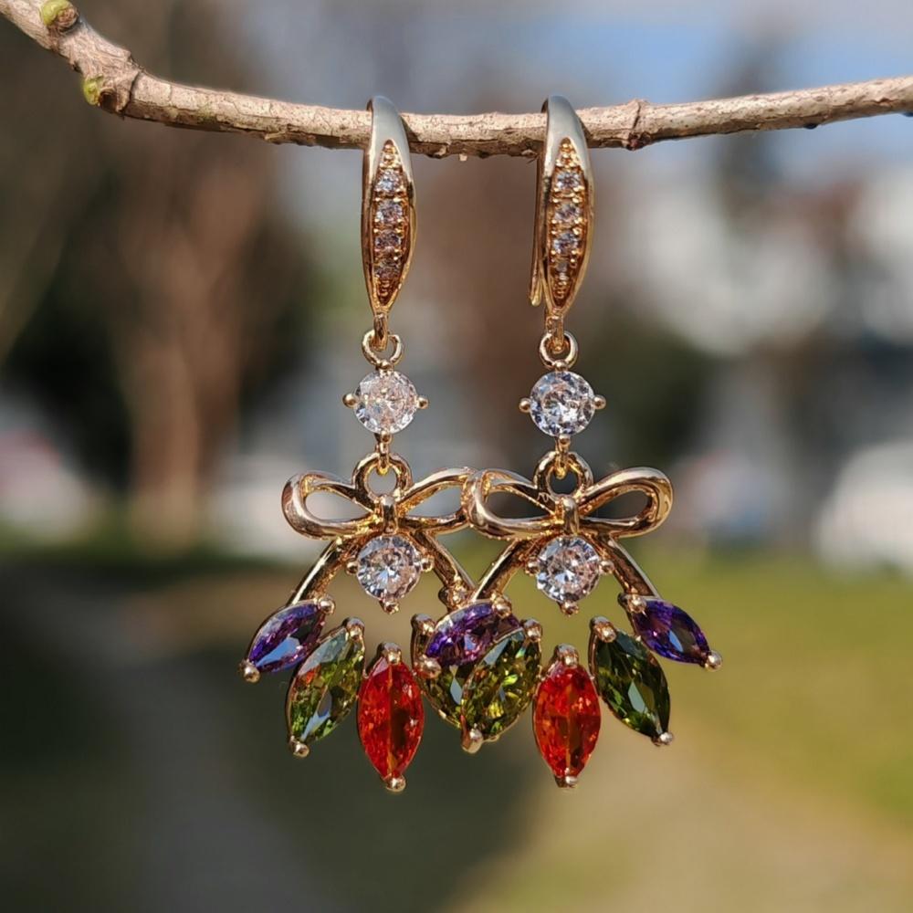 1 пара стильных цветных висячих сережек в виде листьев для женщин, серьги-крючки с кубическим цирконием, ювелирные изделия для свадебной вечеринки, аксессуары