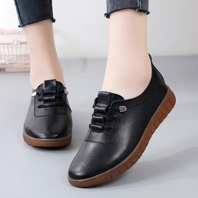 Women's Sneakers Casual Shoes PU Leather Lightweight Designer Loafers Breathable Slip On Women Flat Shoes Zapatos Mujer 2025