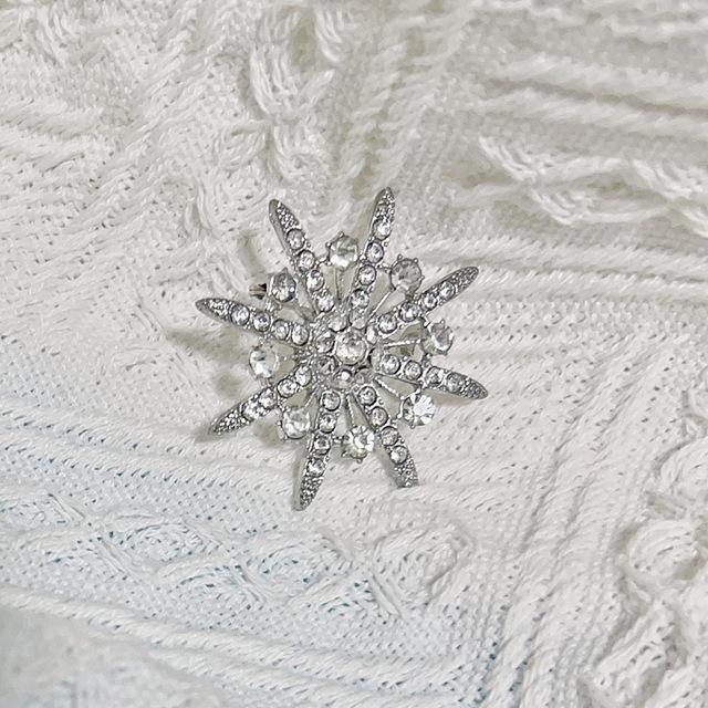 Брошь с жемчужной бабочкой, элитный маленький аромат, изысканный, роскошный, элегантный, темпераментный, новый тренд, 2023, изысканная брошь, булавка