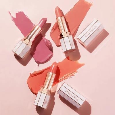 Блестящая помада-тинт для губ Blooming Edition Lip Paradise Sheer Dew