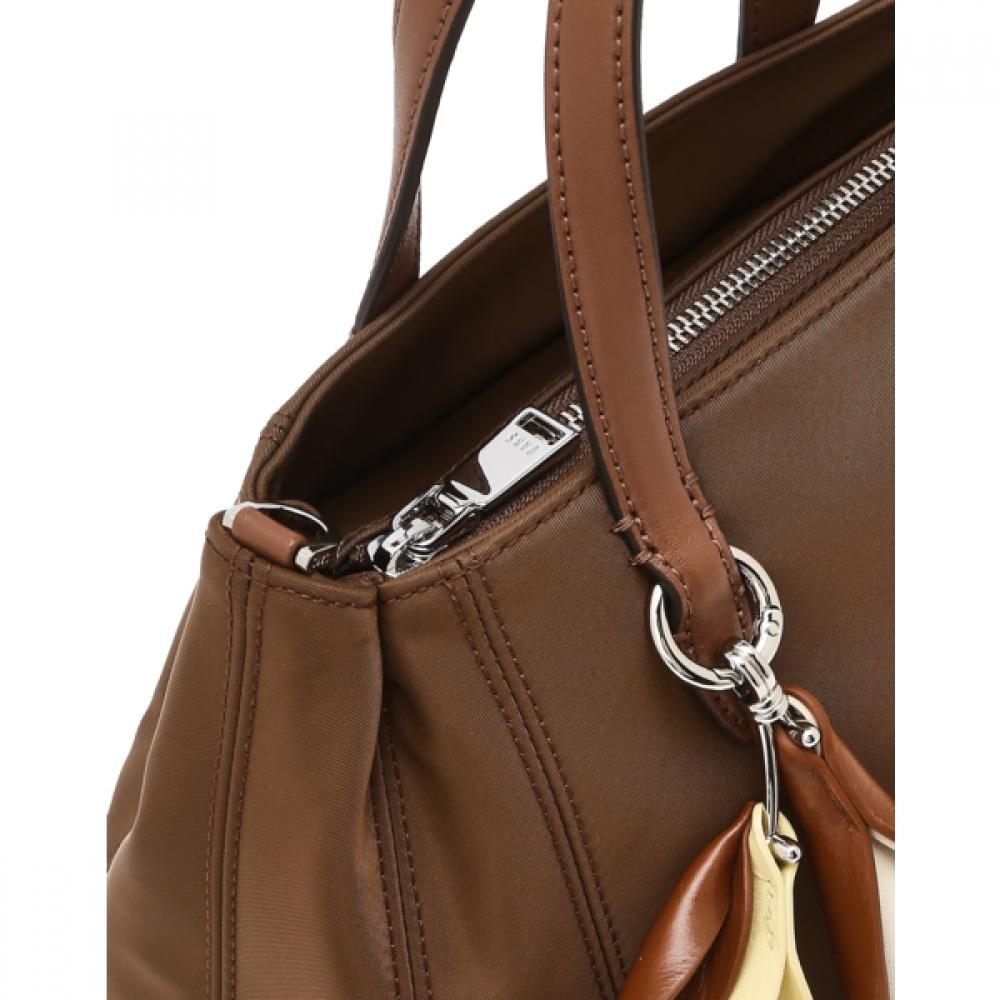 Daks Misty Flower Brown Flower Charm Nylon Tote Bag Dcba6f535w2