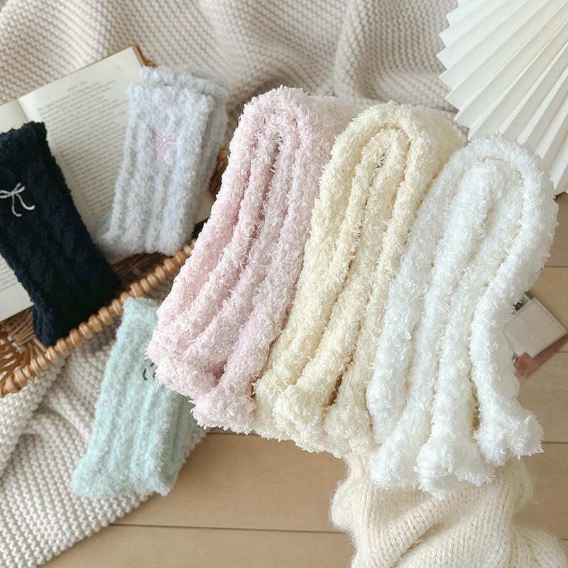 Winter Coral Fleece Socks Women'S Bow Thickened Fleece Warm Confinement Socks Medium Tube Floor Sleeping Socks Women