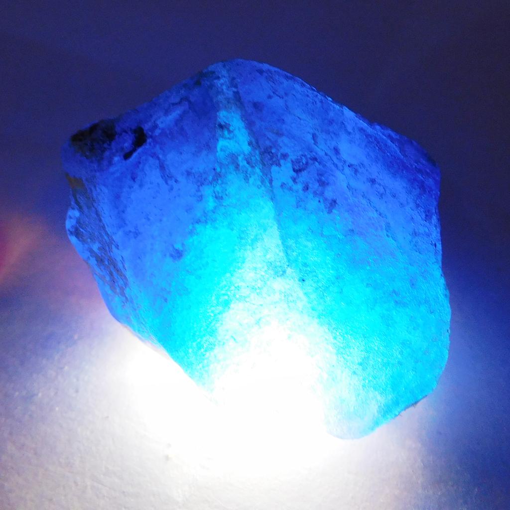 Natural Blue Sapphire Loose Gemstone Rough 124.60 ct Uncut September Birthstone for Gem Collections