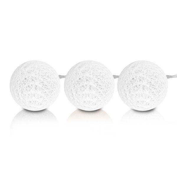 Белая светодиодная гирлянда из шаров на батарейках