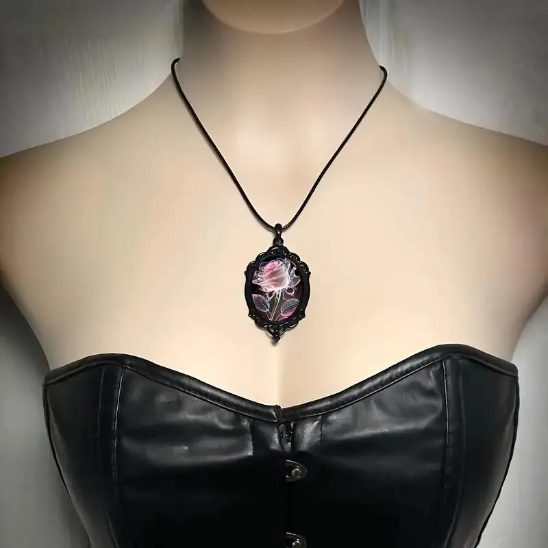 Boho-Chic Vintage Rose Flower Pendant Necklace for Women - Versatile Fashion Accessory for Everyday & Party Wear