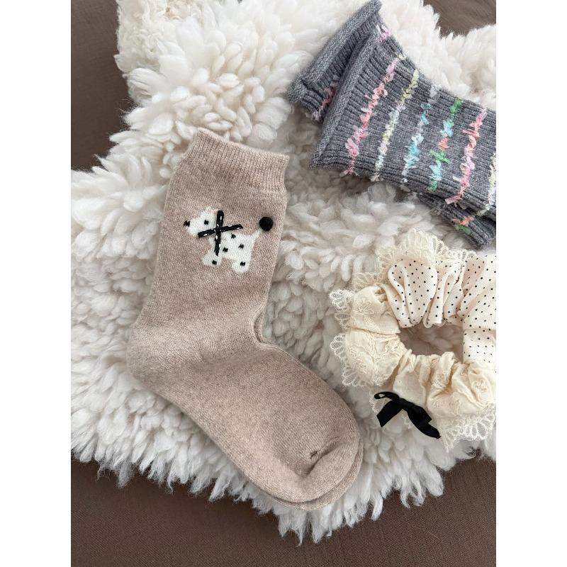 Ladies Autumn and Winter Thickened Warm Lovely Stereo Ball Bow Wool Mid Tube Socks