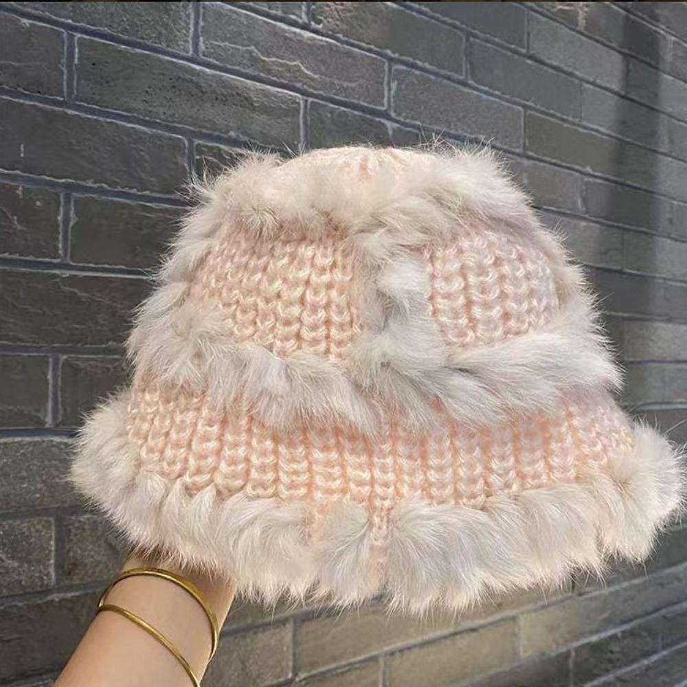 Polyester Fiber Knit Beanie Thick Knit Winter Hat Soft Texture Bucket Hat Cold Weather