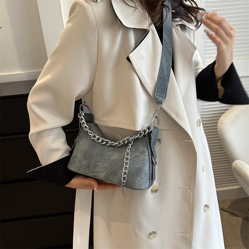 В этом году популярная маленькая женская сумка 2024 года, новая осенняя мода, простая сумка-мессенджер, повседневная мода, иностранный стиль, ручная сумка