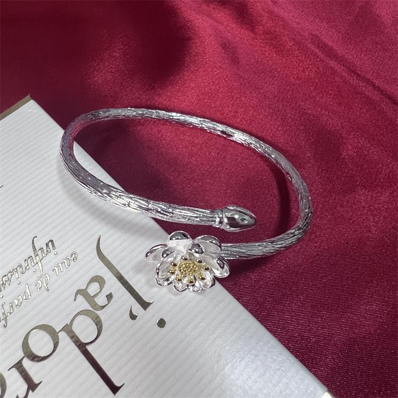 Новое поступление, браслет-манжета из стерлингового серебра 925 пробы в форме лотоса для женщин, ювелирные подарки