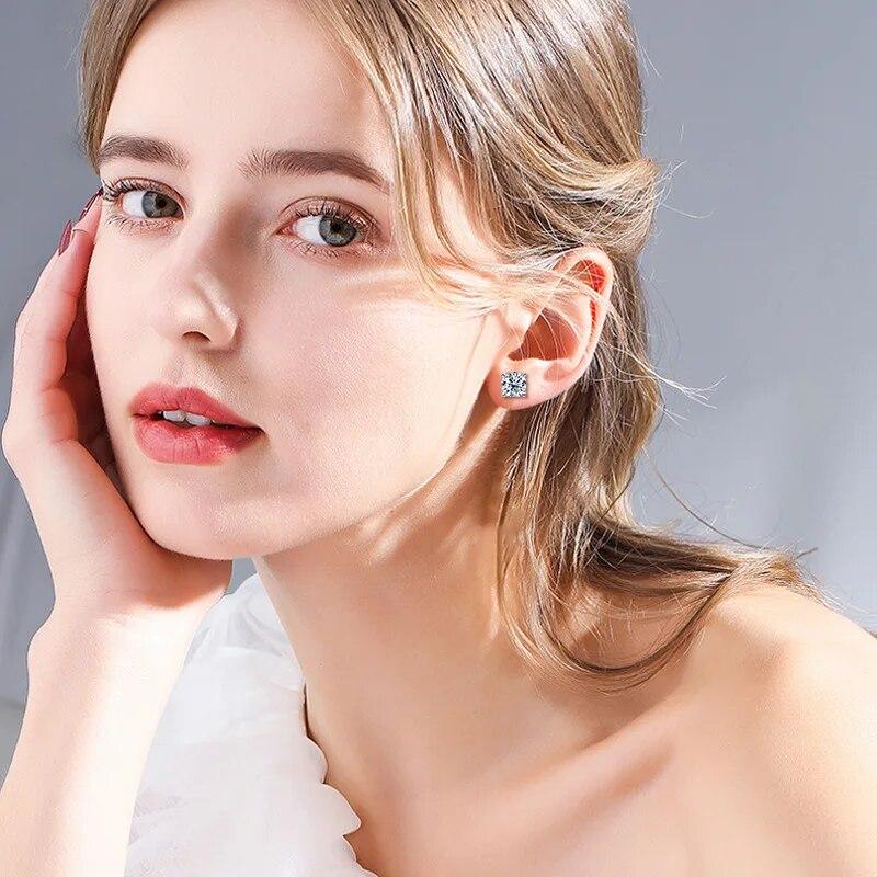 Серьги-гвоздики круглой огранки с четырьмя когтями для женщин, однотонные круглые серьги из стерлингового серебра 925 пробы с муассанитом и бриллиантами, ювелирные изделия