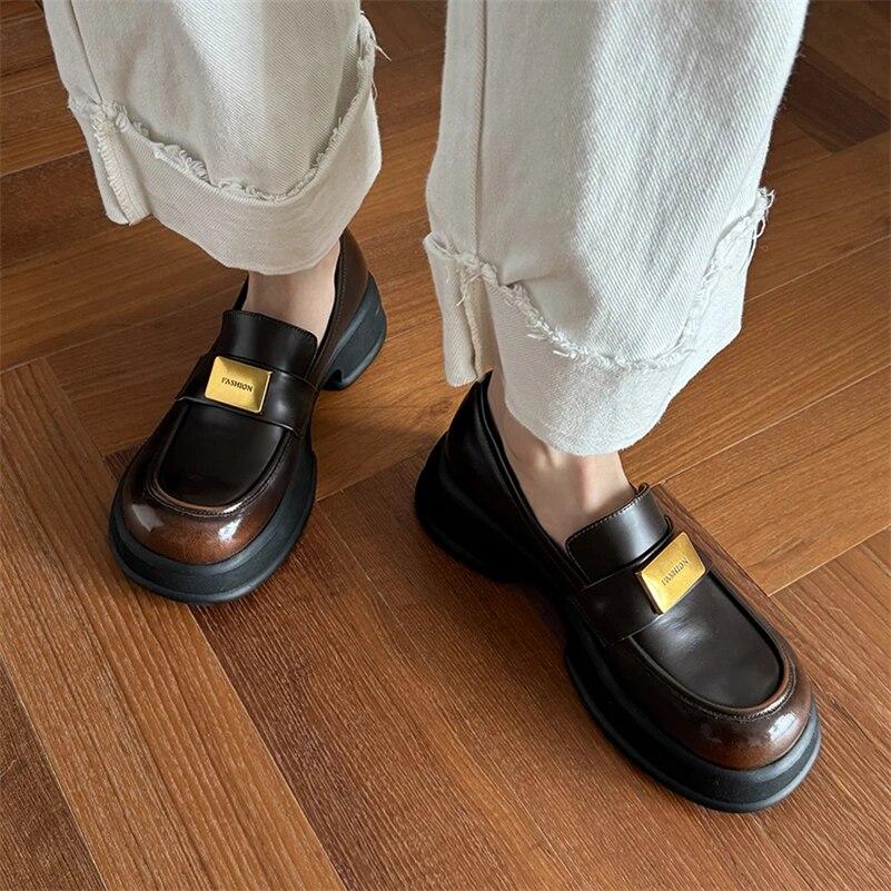 Meotina Женские лоферы из натуральной кожи, туфли-лодочки с круглым носком на толстом среднем каблуке с металлическими украшениями, женская модная обувь, весенне-осенний цвет коричневого цвета 40