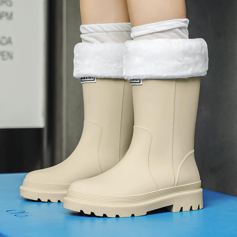 New women's rain shoes velvet medium tube outdoor waterproof thick-soled rubber shoes high tube fashion women's rain boots wear-resistant overshoes