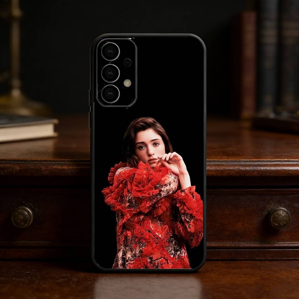 Retro Chic Vibe Natalia Dyer Phone Case For Samsung S25,S24,S21,S22,S23,S30,Ultra,S20,Plus,Fe,Lite Black Shell