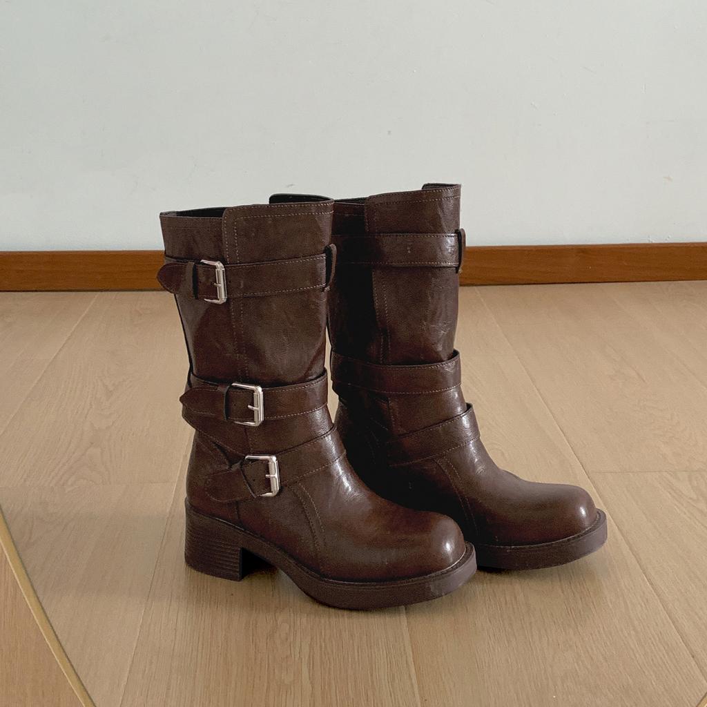 Черные ретро ботинки Мартин на толстом высоком каблуке в британском стиле женские 2025 новые осенние для маленького роста увеличивающие рост и стройнящие короткие ботинки