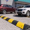VEVOR 1000MM Rubber Speed Bump, 2 Pack, 2 Channel Heavy Duty Traffic Speed Hump, 9,979 kg/Axle Load Capacity