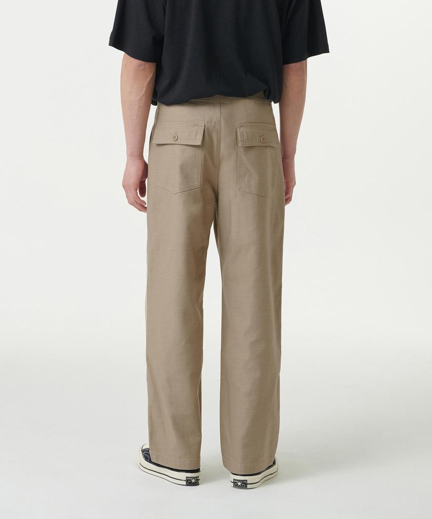 MUSINSA STANDARD Back Satin Wide Belted Fatigue Pants [Beige]
