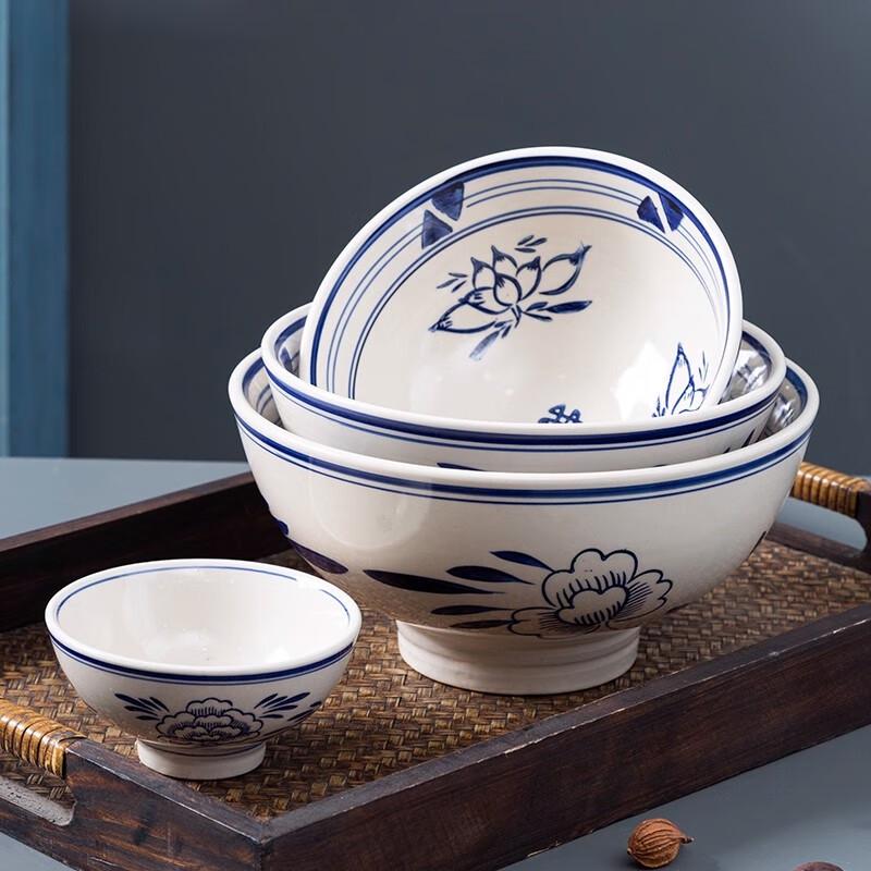 Traditional Lotus Ceramic Noodle Bowl