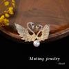 Swan Pearl Brooch Rhinestone Buckle Trench Coat Corsage Jewelry