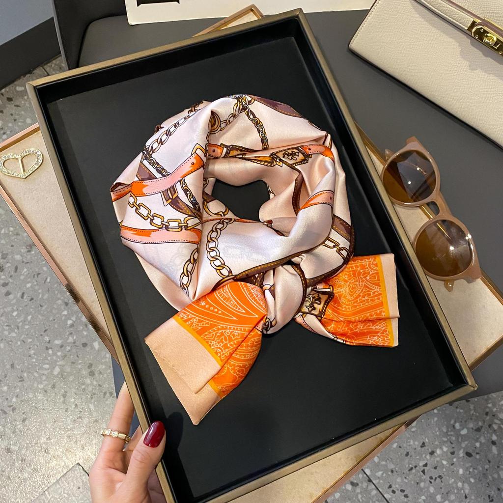 Long silk scarf women's new scarf versatile autumn and winter foreign style fashion matching shirt tied bag square scarf scarf