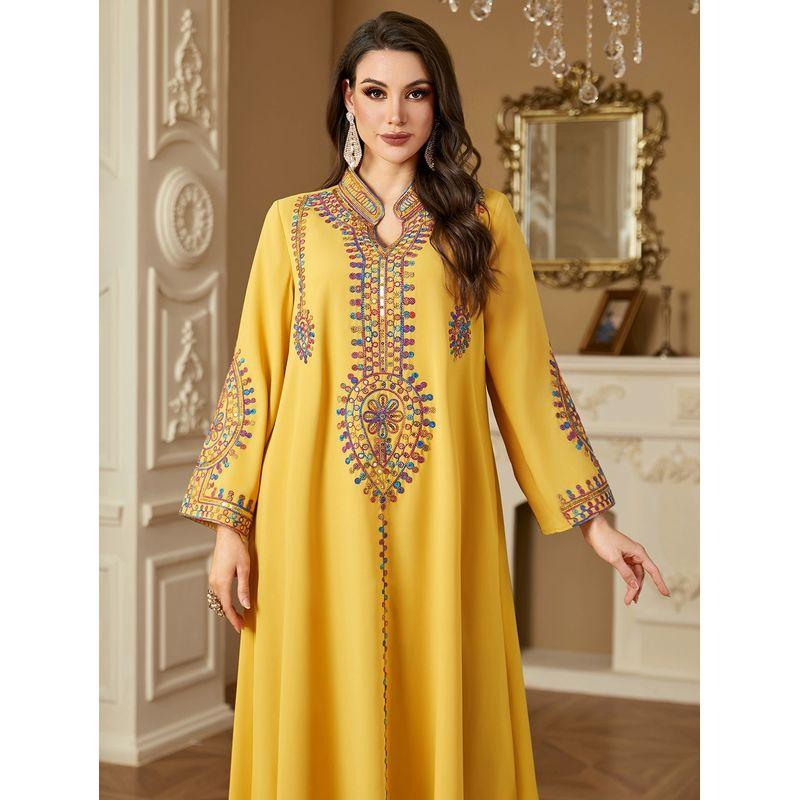 New Arrival Middle East Dubai Embroider Loose Robe Dress Embroidered Long Robe Dress