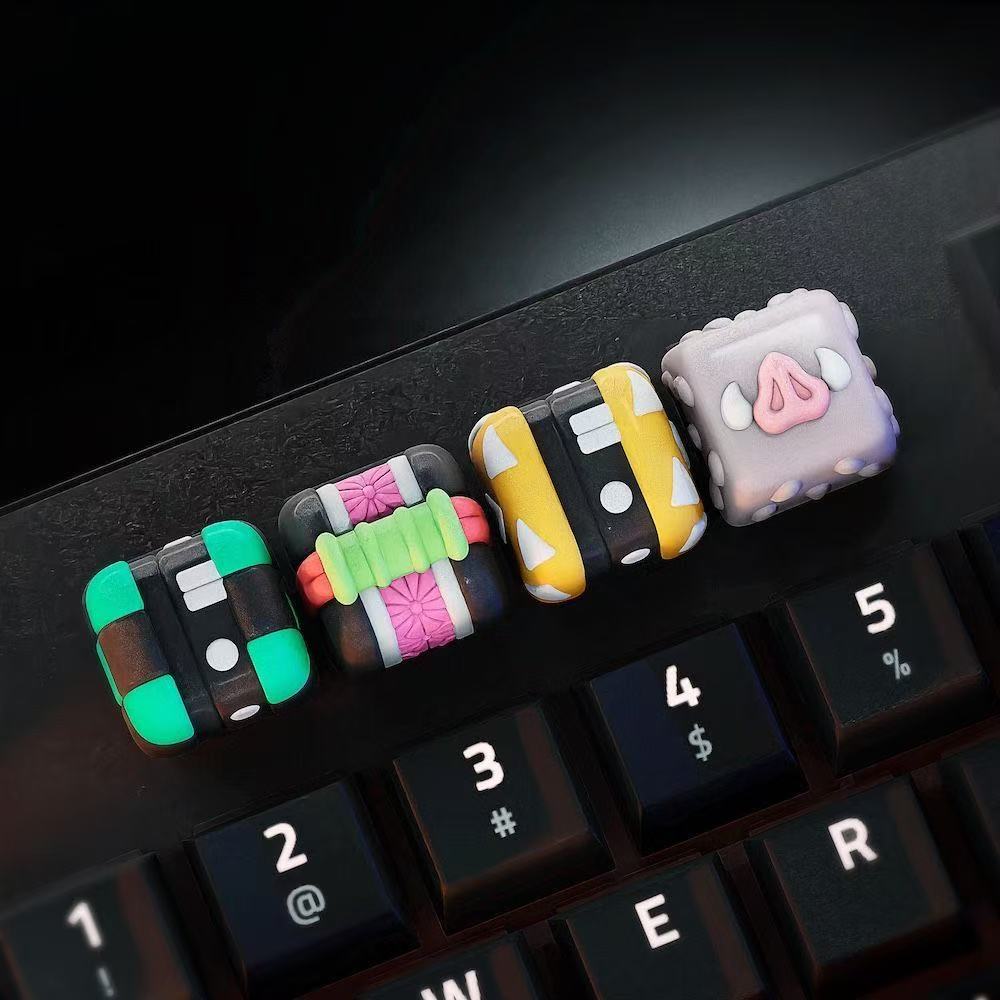Latest Demon Slayer Figure Kamado Tanjiro Agatsuma Zenitsu Keycap Cross Mechanical Keyboard Foundation Keycap Present
