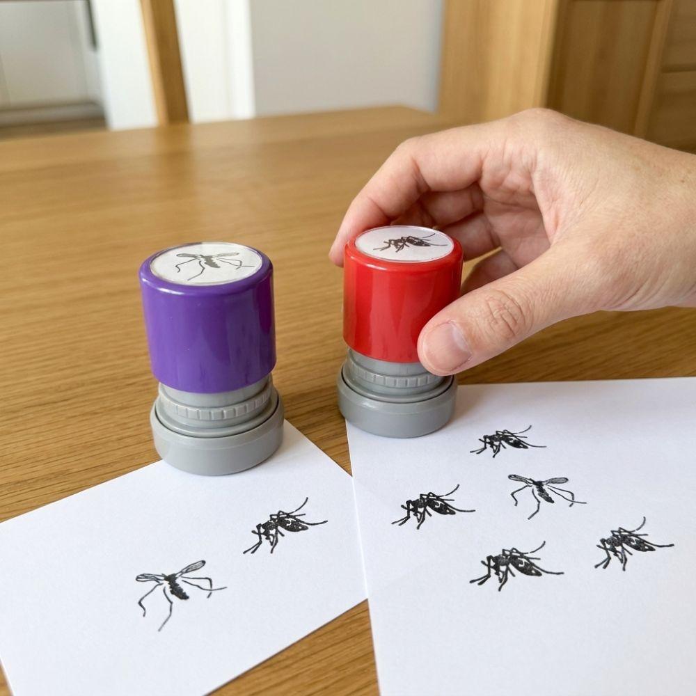 Assorted Stamps Mosquito Stamps Cartoon Bug Cool Seal Self-ink Stamps Novelty DIY Handcraft Animal Insect Stamp Party Favors